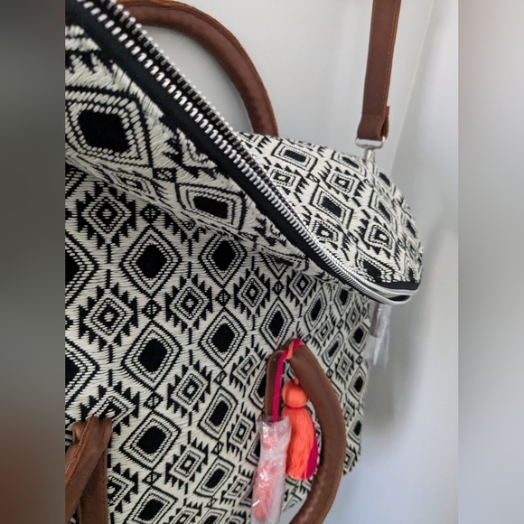 NWT Mercado Global Brocade Matea Handwoven Weekender - Picture 4 of 8